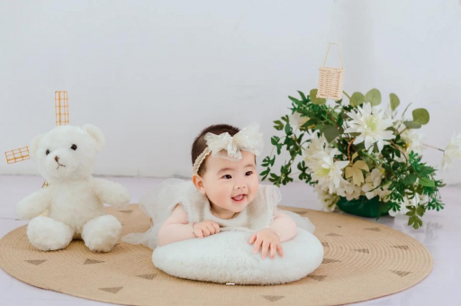 专业助孕公司四个月的孕妇肚子疼